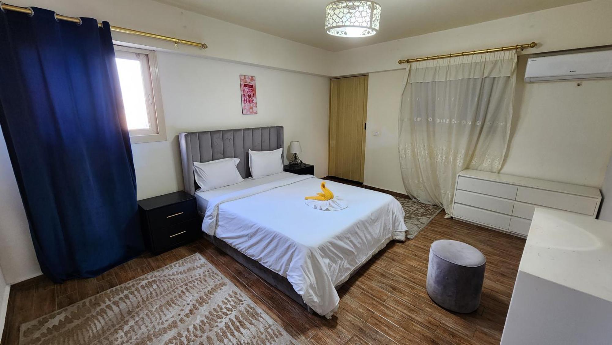Midpoint Sea View - Families Only Appartement Alexandrië Kamer foto